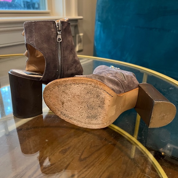 Rag and Bone Marta open toe bootie size ER: 36 1/2 US: 6 1/2. Gray suede. - Picture 5 of 5